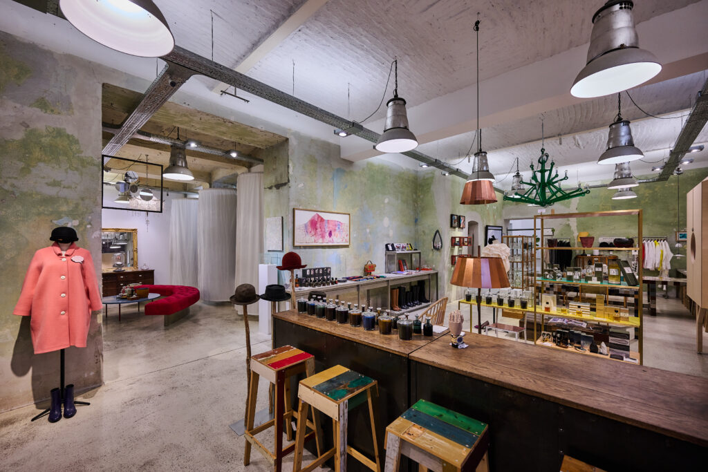 Das Lokal „Song" in der Praterstraße mit der Inneneinrichtung von Gregor Eichinger.