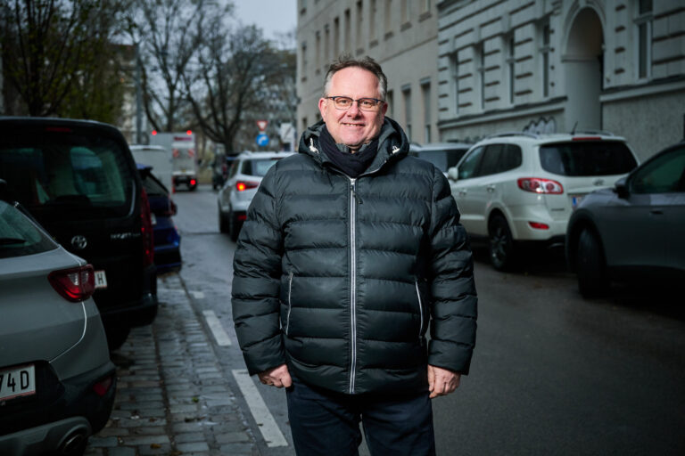 Günther Geiger in der Wolfsaugasse.