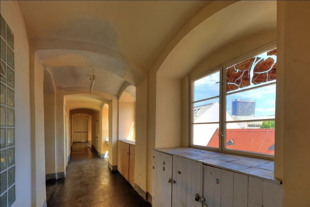 Ein Gang im ehemaligen Hotel National in der Taborstraße, Leopoldstadt