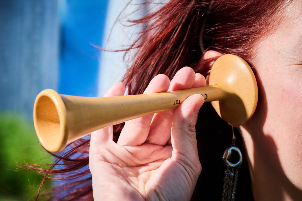 Hörrohr einer Hebamme. 